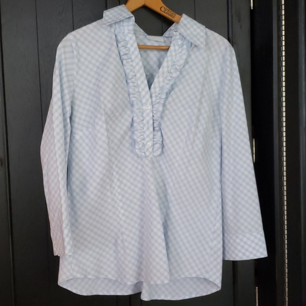New York and company blue gingham 3/4 sleeve shirt